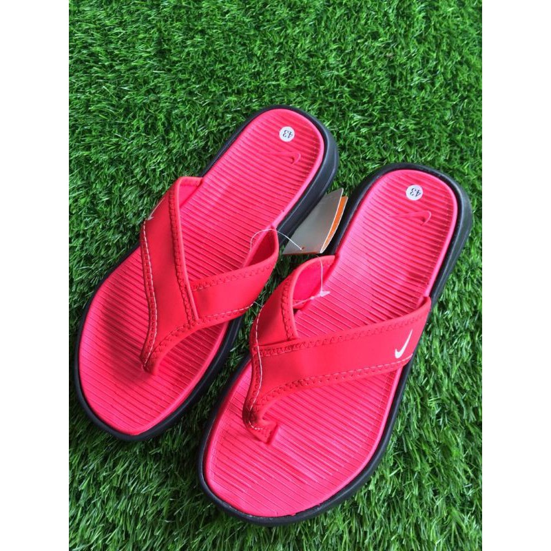 sliper nike
