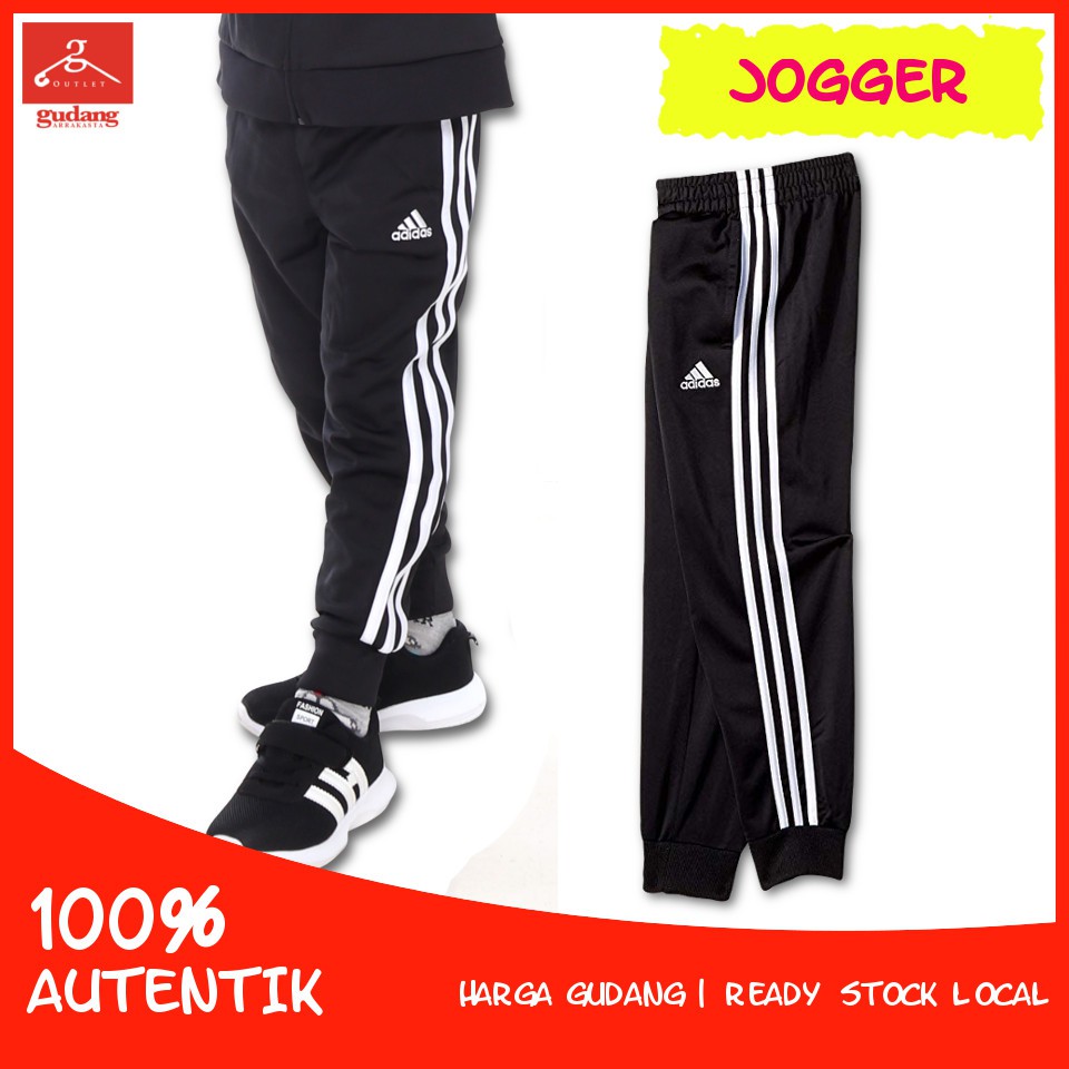 Adidas classic joggers best sale