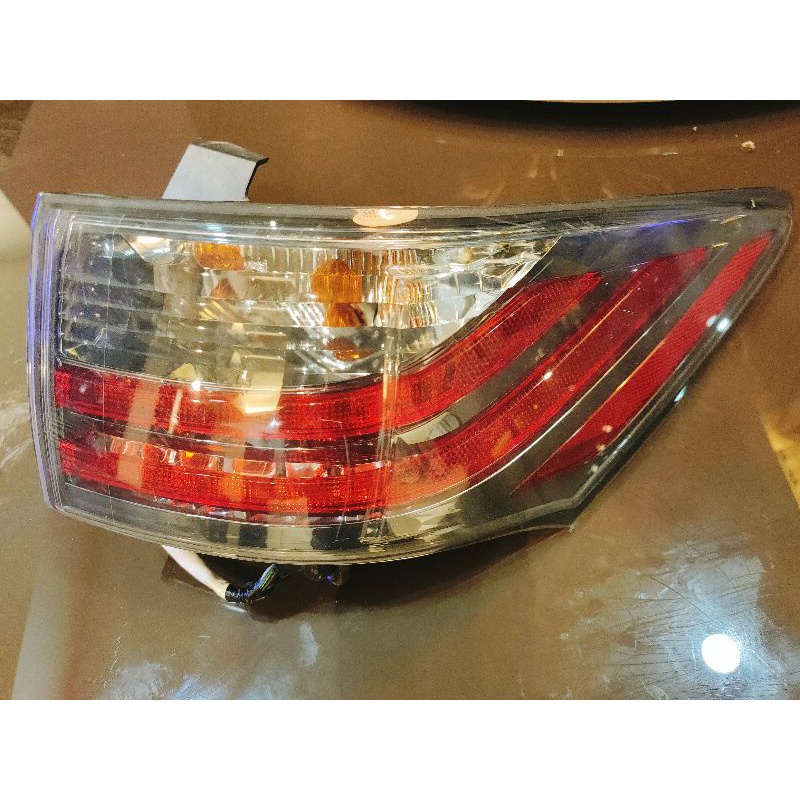 ct200h reverse light