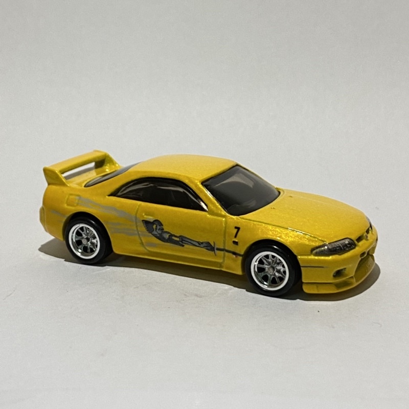 Hot Wheels 164 Nissan Skyline GTR R33 Fast & Furious Series diecast