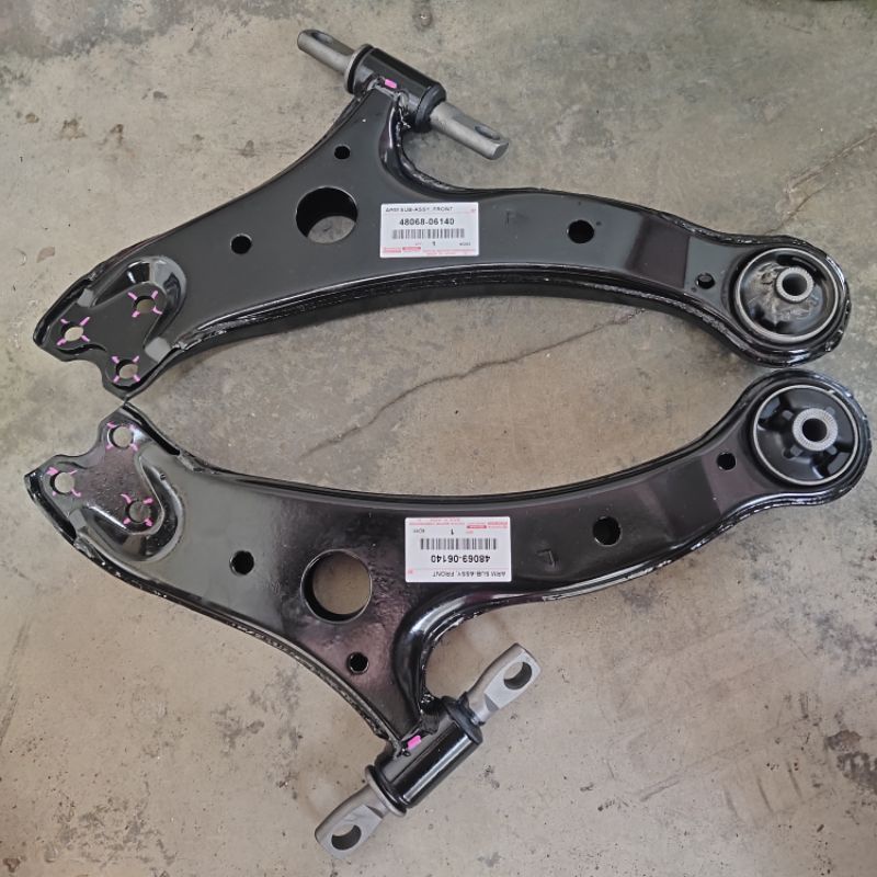 Toyota Camry Acv40 And Acv41 And Acv50 And Asv50 And Avv50 2006 2018 Front Lower Arm 48068 06140 6565