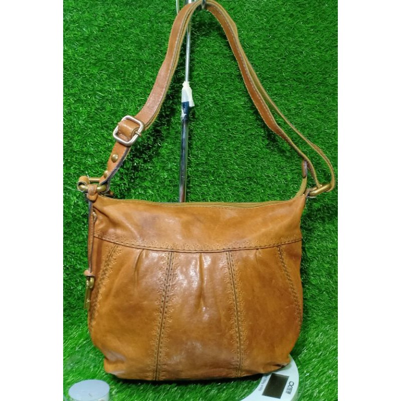 sling.bag.fossil.original.material.leather em.bundle Shopee Malaysia