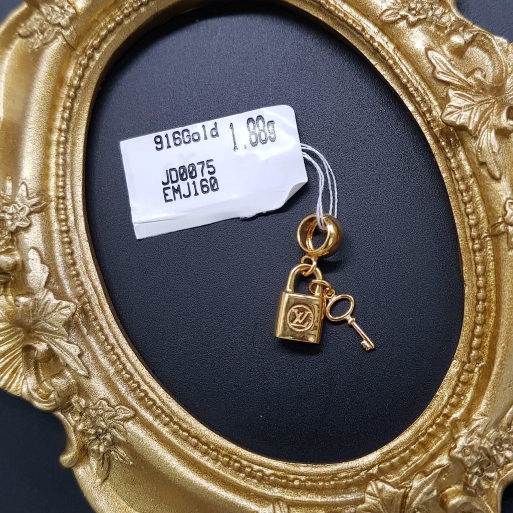 Ready Stock 916 Gold Pandora Charm LV Lock and Key Shopee