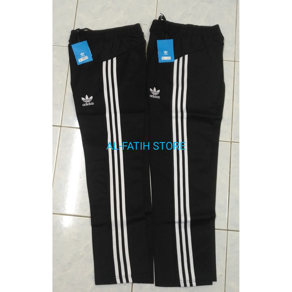 Tracksuit store adidas malaysia