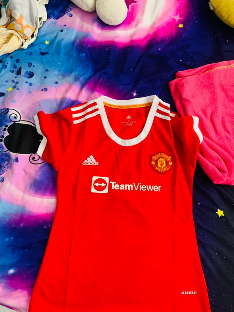 21/22 UNTUK perempuan (Ladies)❤️Manchester United home/away kit Jersey.❤️player  issue