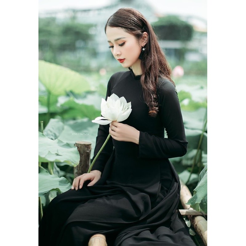 4,130 Black Ao Dai Royalty-Free Images, Stock Photos & Pictures