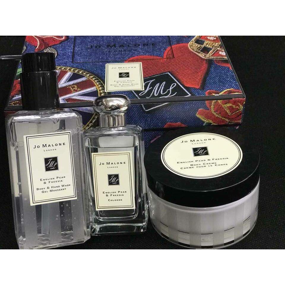 Jo malone english pear and freesia hot sale gift set