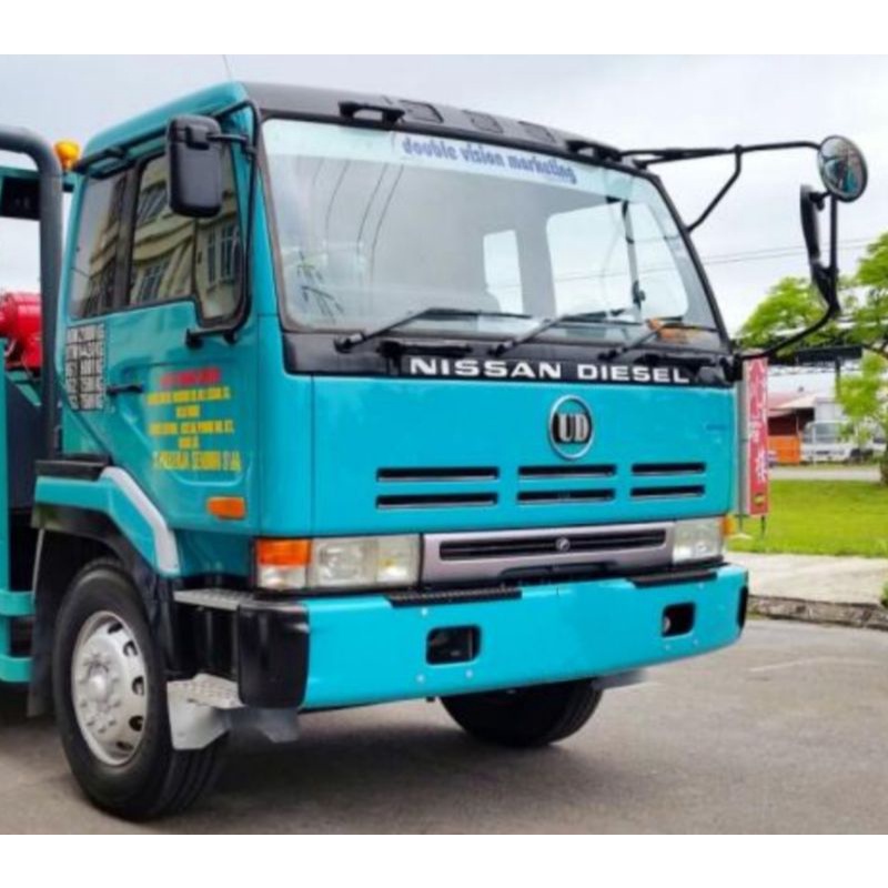 FZ Nissan CW520 Door Rubber (RH / LH) | Shopee Malaysia