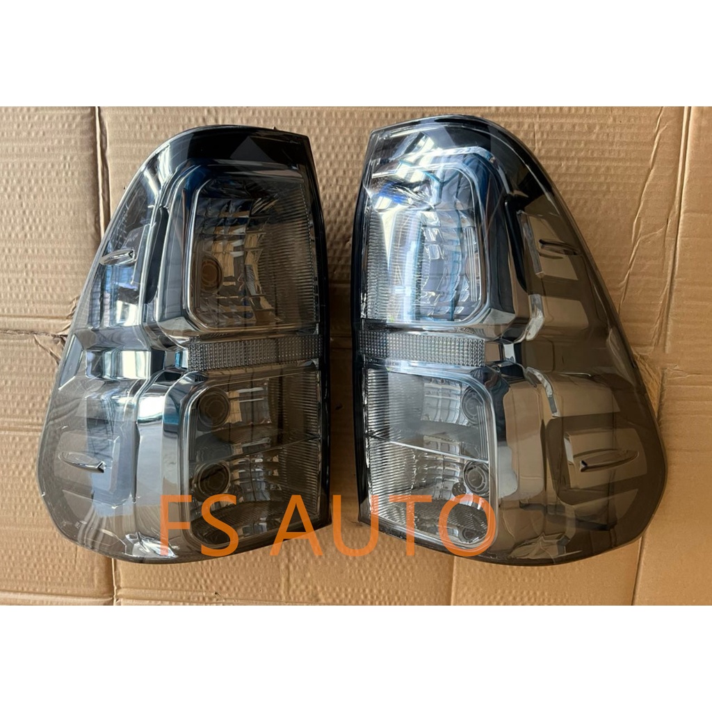 Toyota Hilux Revo GUN125 Tail Lamp Lampu Belakang Smoke Black Set ...
