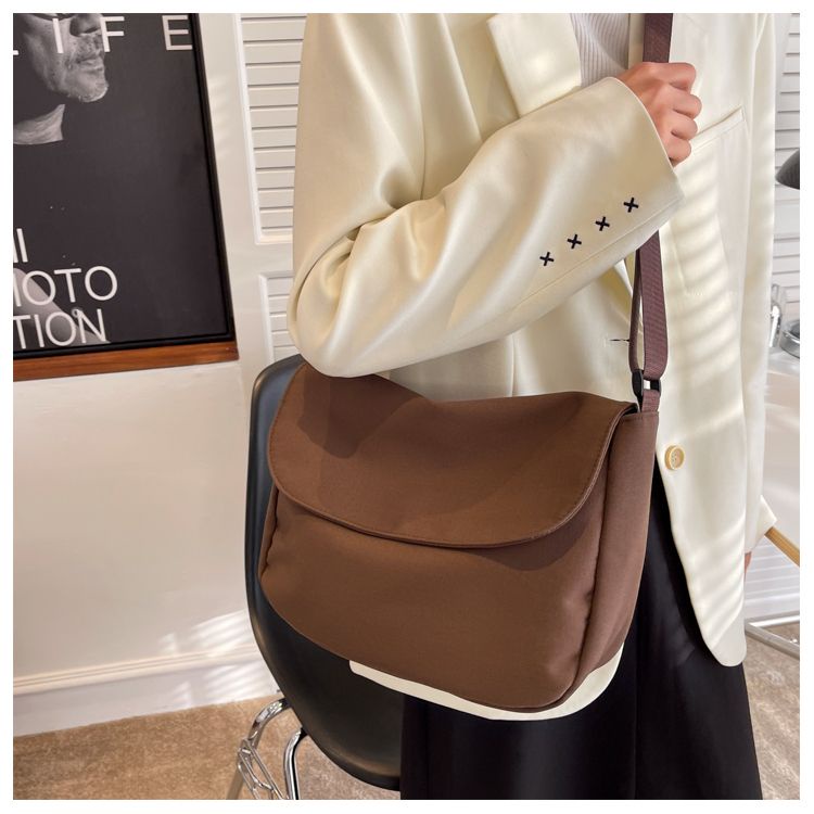 Unisex Vintage Large Capacity Messenger Bag Storage Bag  With 10 Card Inserts Casual Backpack Women's Bag Retro Backpack Large Capacity Travel