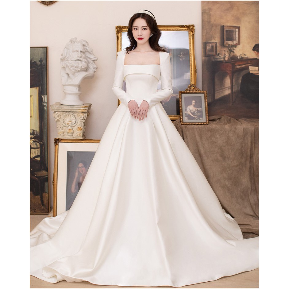 Silk wedding outlet dresses long sleeve