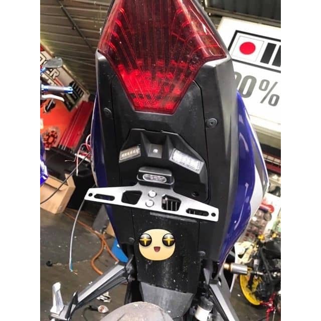 YAMAHA R15 V3 MT15 MT25 R25 V1 V2 UNDERTAIL FENDERLESS WITH LED