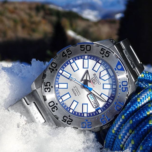 Seiko 5 baby ice monster online