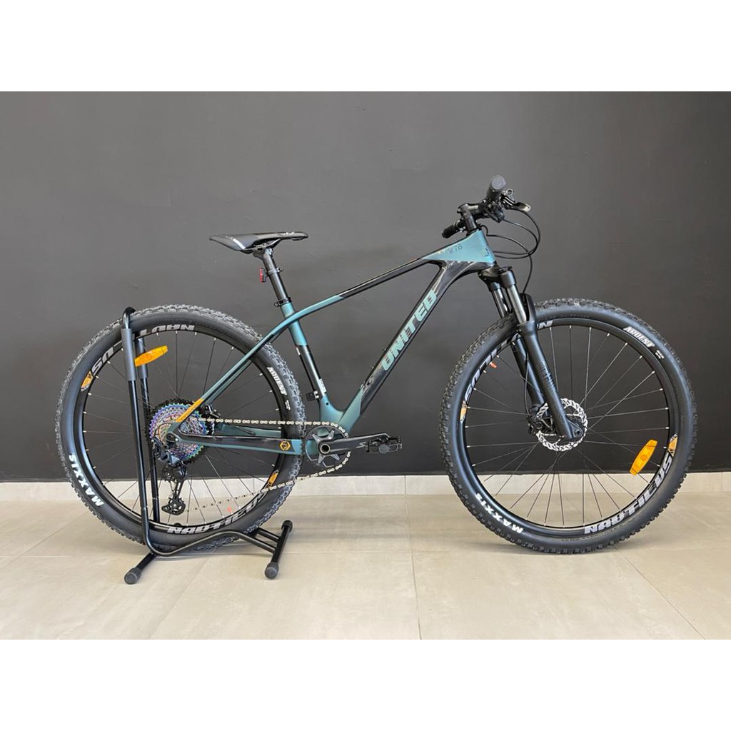 UNITED CARBON KYROSS 2.1 SHIMANO SLX 12 SPEED CARBON MOUNTAIN BIKE