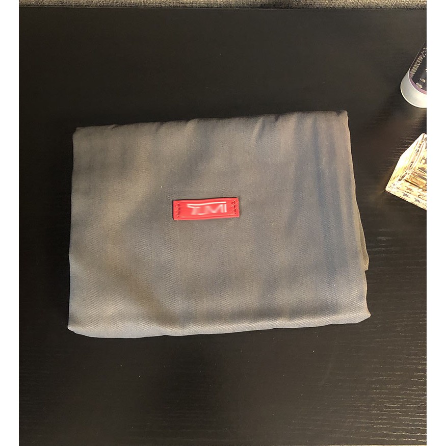 TUMI GREY LARGE DUST BAG TRAVEL LAUNDRY BAG Shopee Malaysia