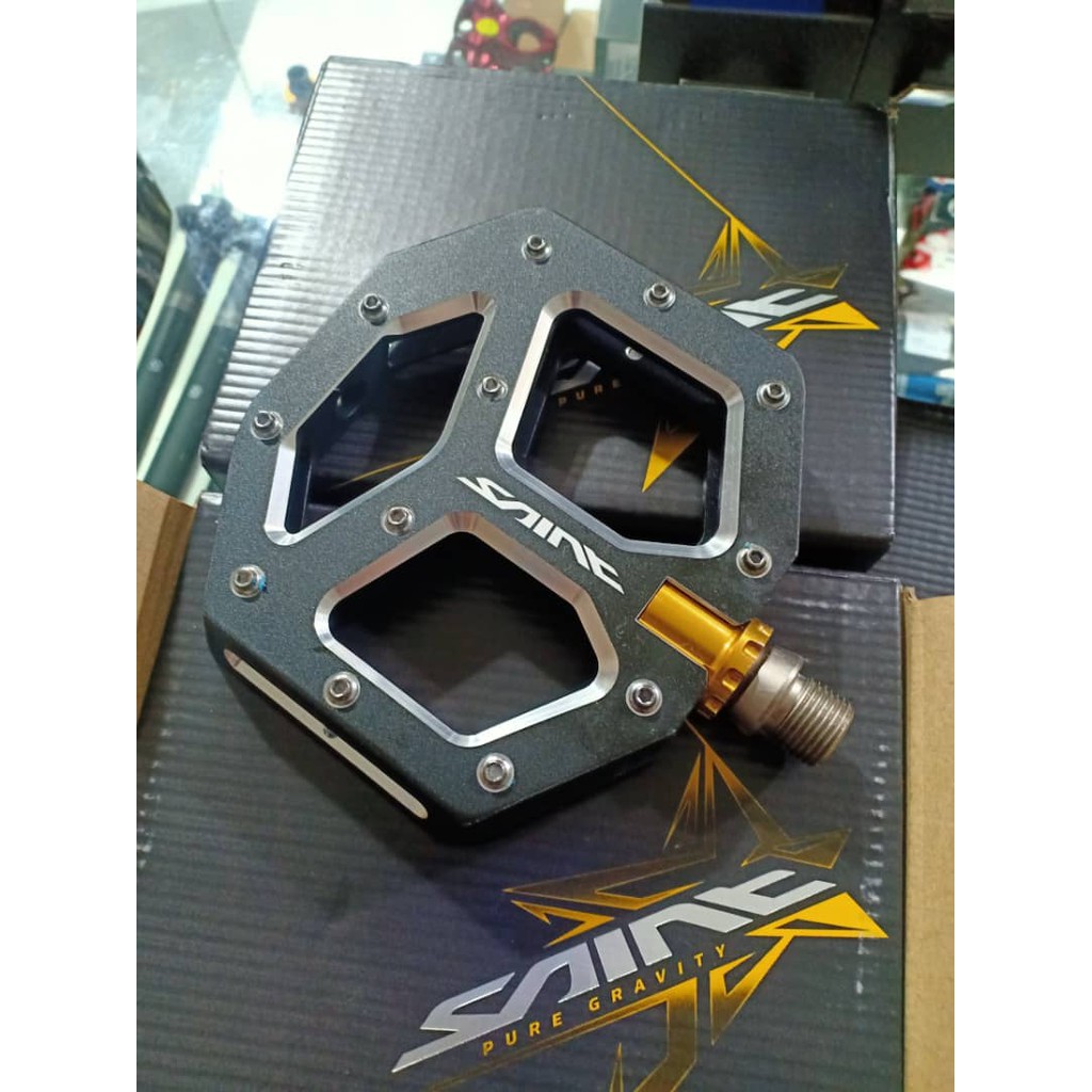 Shimano saint hot sale pedals m828