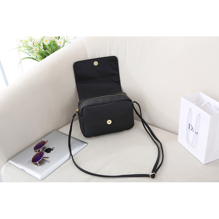 Black sling outlet bag h&m