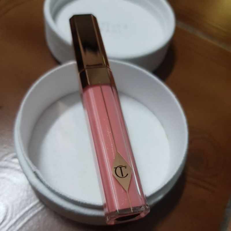 Charlotte Tilbury Lipstick Gros Lip Lustre Portobello girl 1 Imported