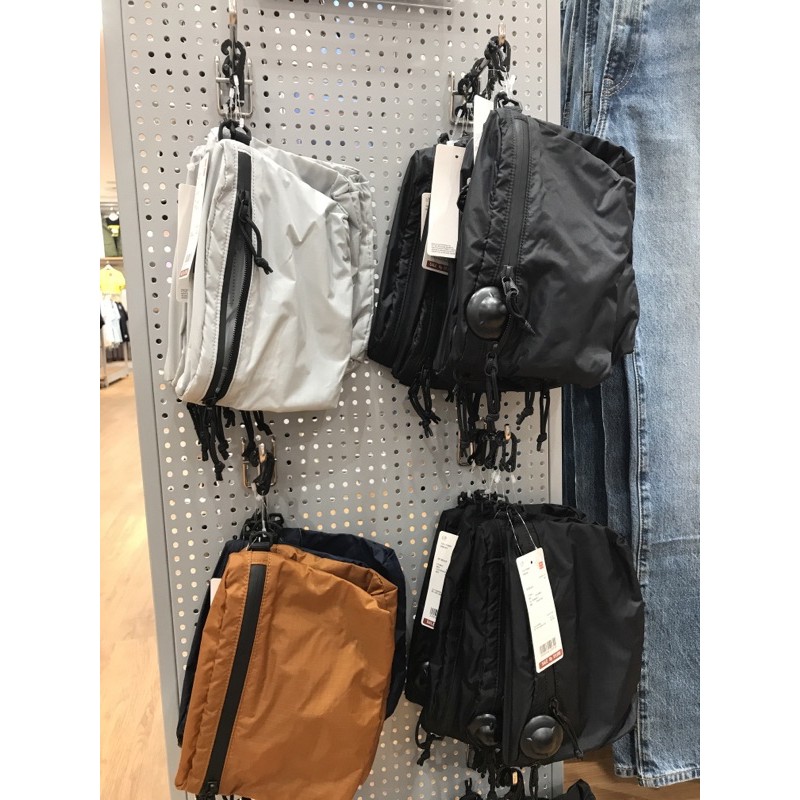 Uniqlo discount fanny bag