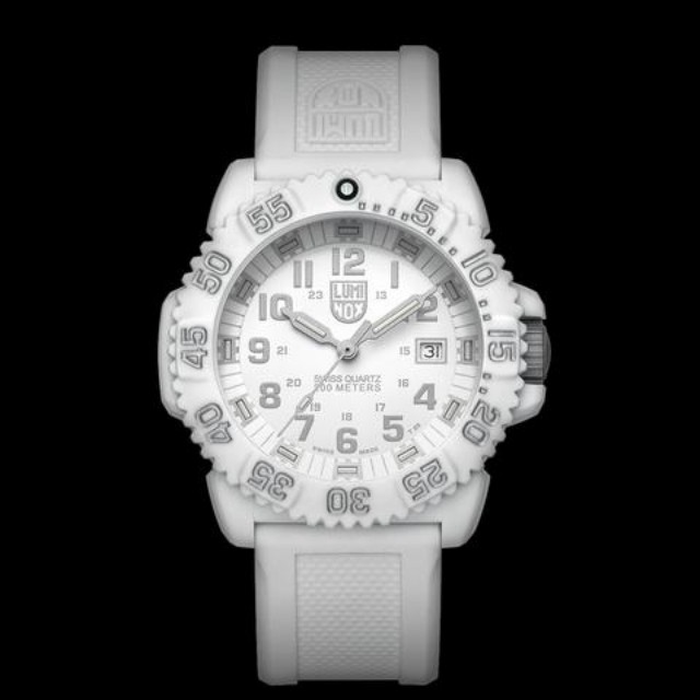 Luminox 3057 discount