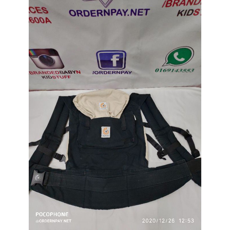 Ergobaby original sales black camel