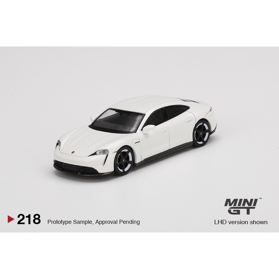 MINI GT Porsche Taycan Turbo S 2台セット。 MINIGT Porsche Taycan