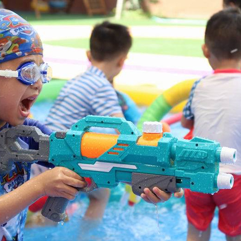 kids outdoor toy Water Gun Cute Water gun Summer Beach Friends Water ...