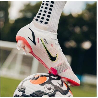 kasut bola nike cr7