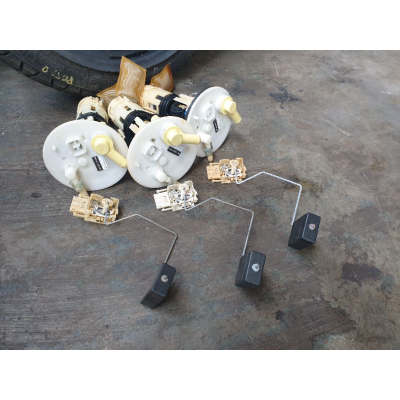 🔰 FUEL pump original + floating minyak + filter JAPAN DAIHATSU DENSO for kenari kelisa Shopee