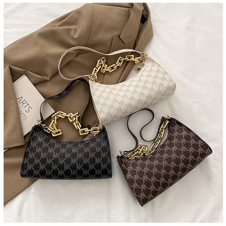 Beg Tangan Mikro – Hanya Bergaya Atau Praktikal?