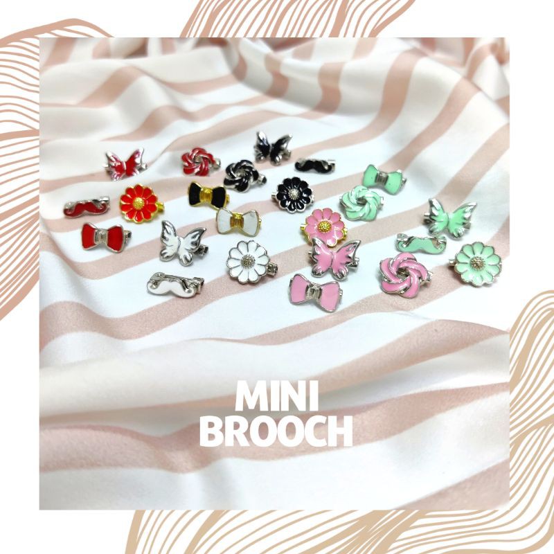 Tiny brooches deals