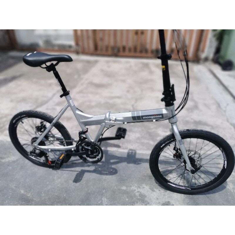 Mongoose folding bike spec sale