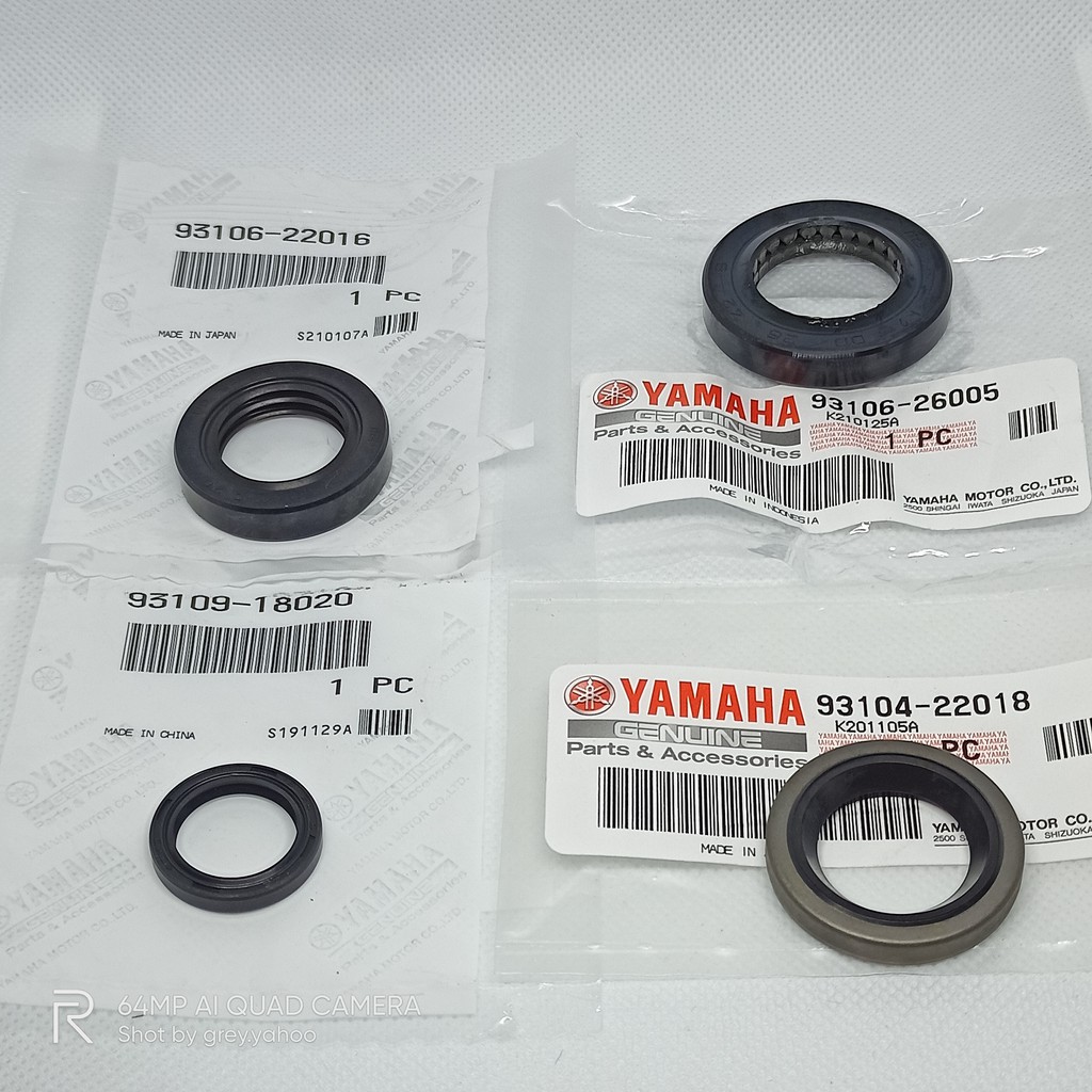 Yamaha RXZ Oil Seal Original (93106-26005/93106-22016/93104-22018