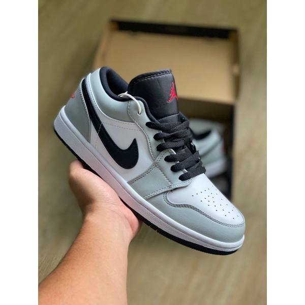 aj1 low smoke grey