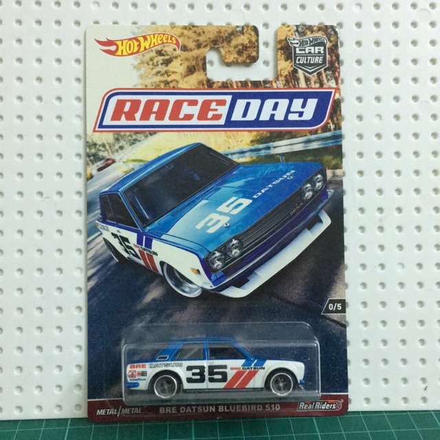 Hot wheels race store day datsun 510