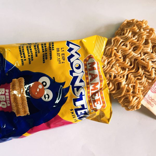 【最安値!】MAMEE MONSTER BBQ 25g×50袋セット 最安値!】MAMEE MONSTER BBQ 25g×50袋セット - メルカリ