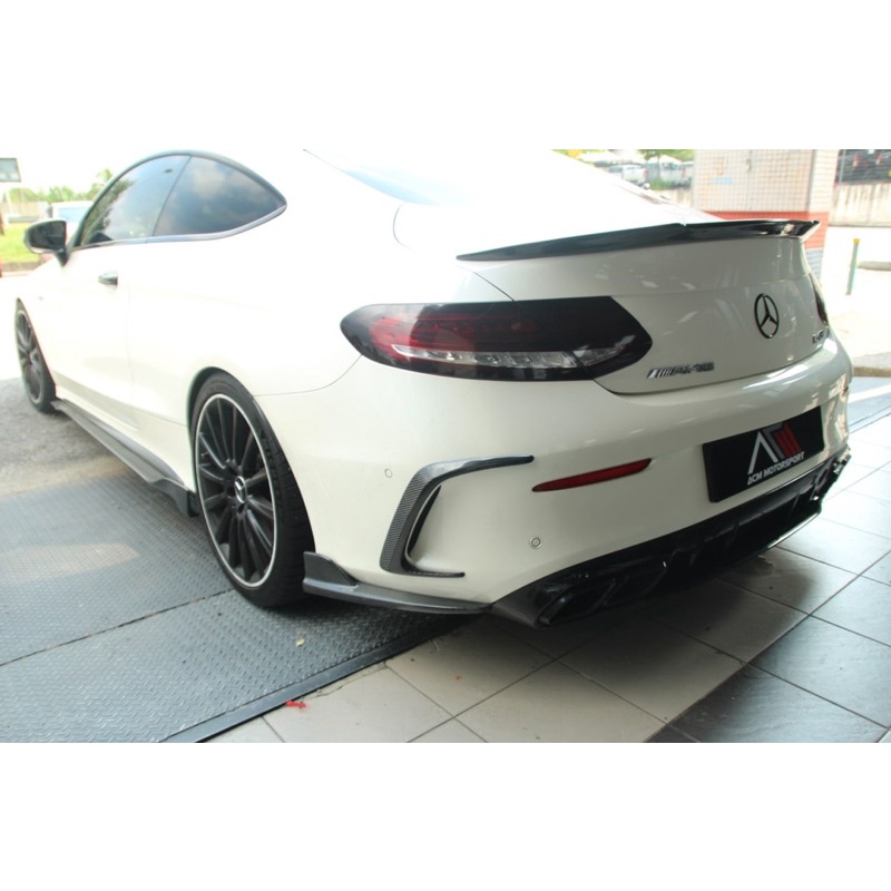 Mercedes benz W205 Coupe rear bumper canard | Shopee Malaysia