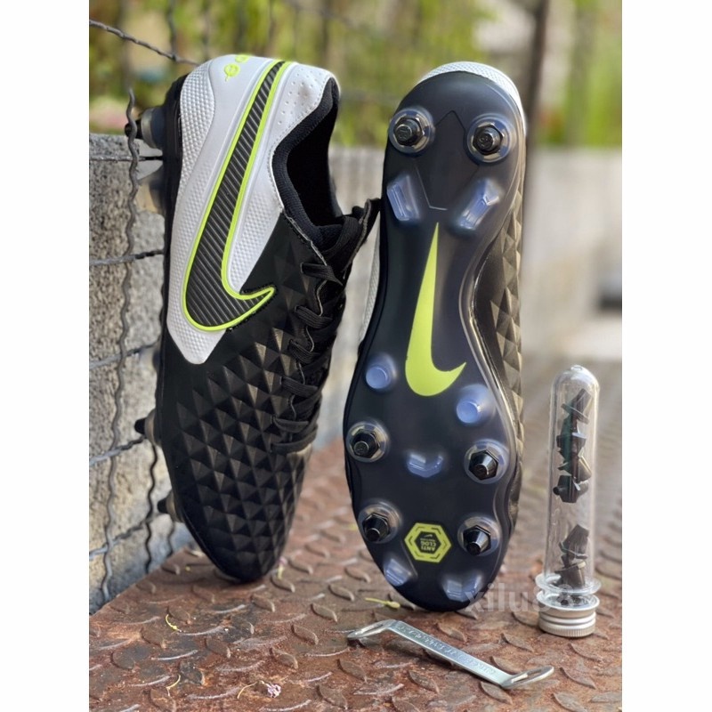 Nike tiempo legend 8 on sale price