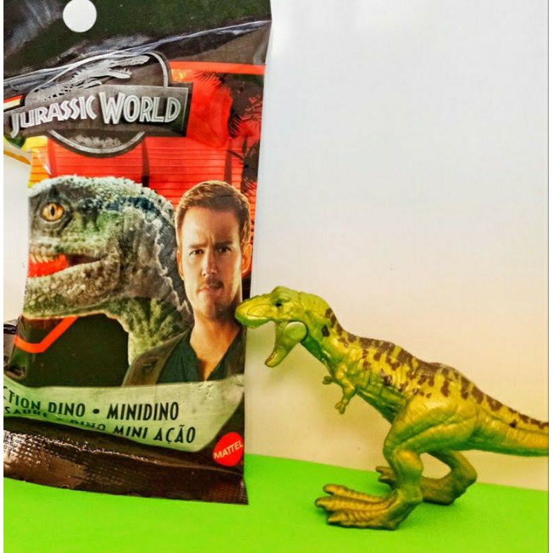 Jurassic world mini action hot sale dino