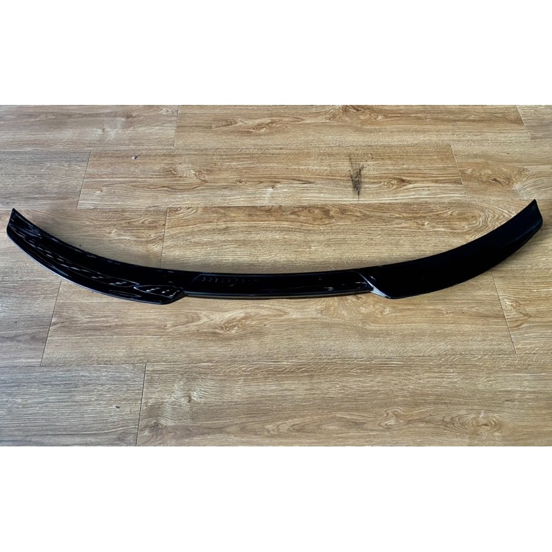 thumbnail interactive-video image 1 of 2002-2008 Toyota Corolla Altis Trunk Spoiler | Painted White Rear Lip Spoiler | Easy DIY Adhesive Installation 1 of 3