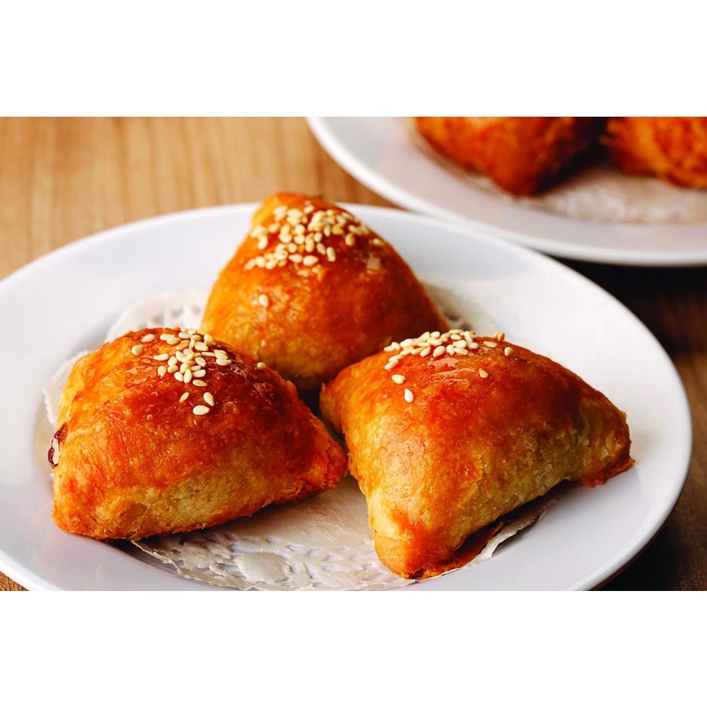 【Dim Sum 点心】BBQ Pork Crust Pastry 松脆三角叉烧酥 8 pcs | Shopee Malaysia