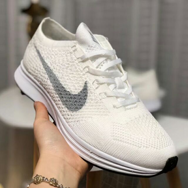 flyknite racer