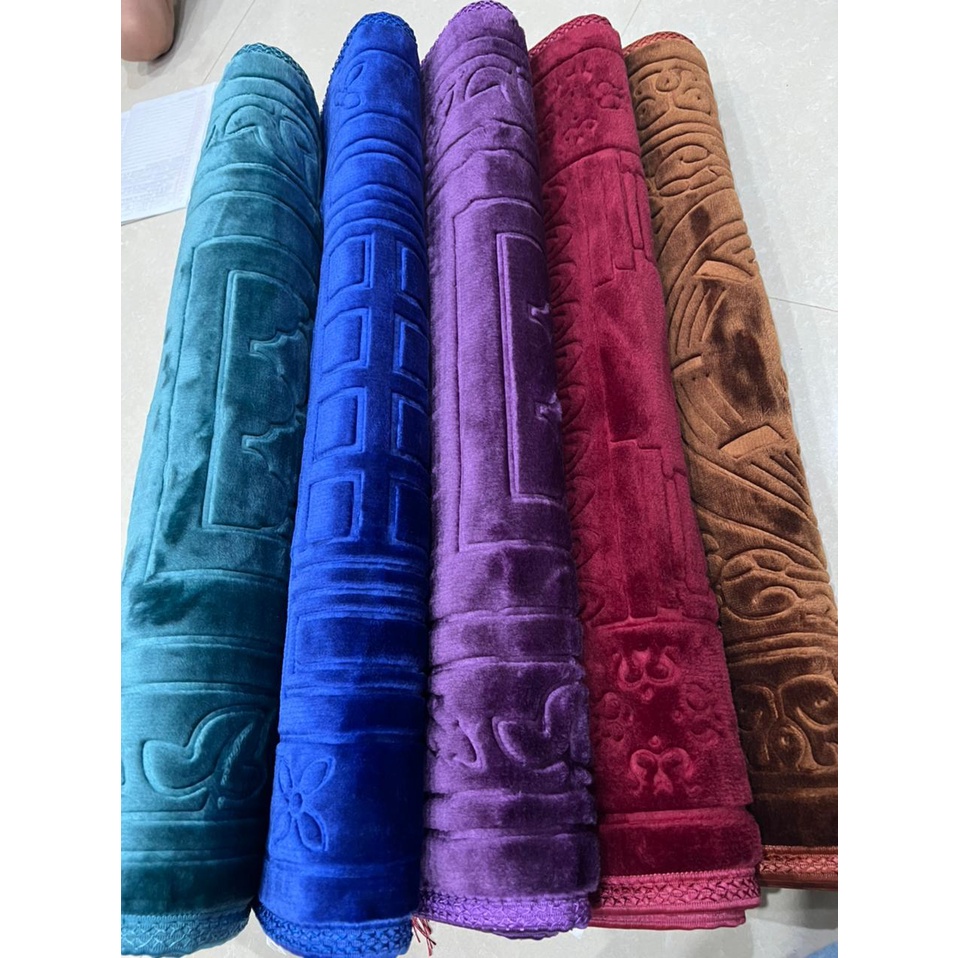 Jumbo Turkish Prayer Rug/Plain Prayer Rug In Color Variants - uk 70 x ...