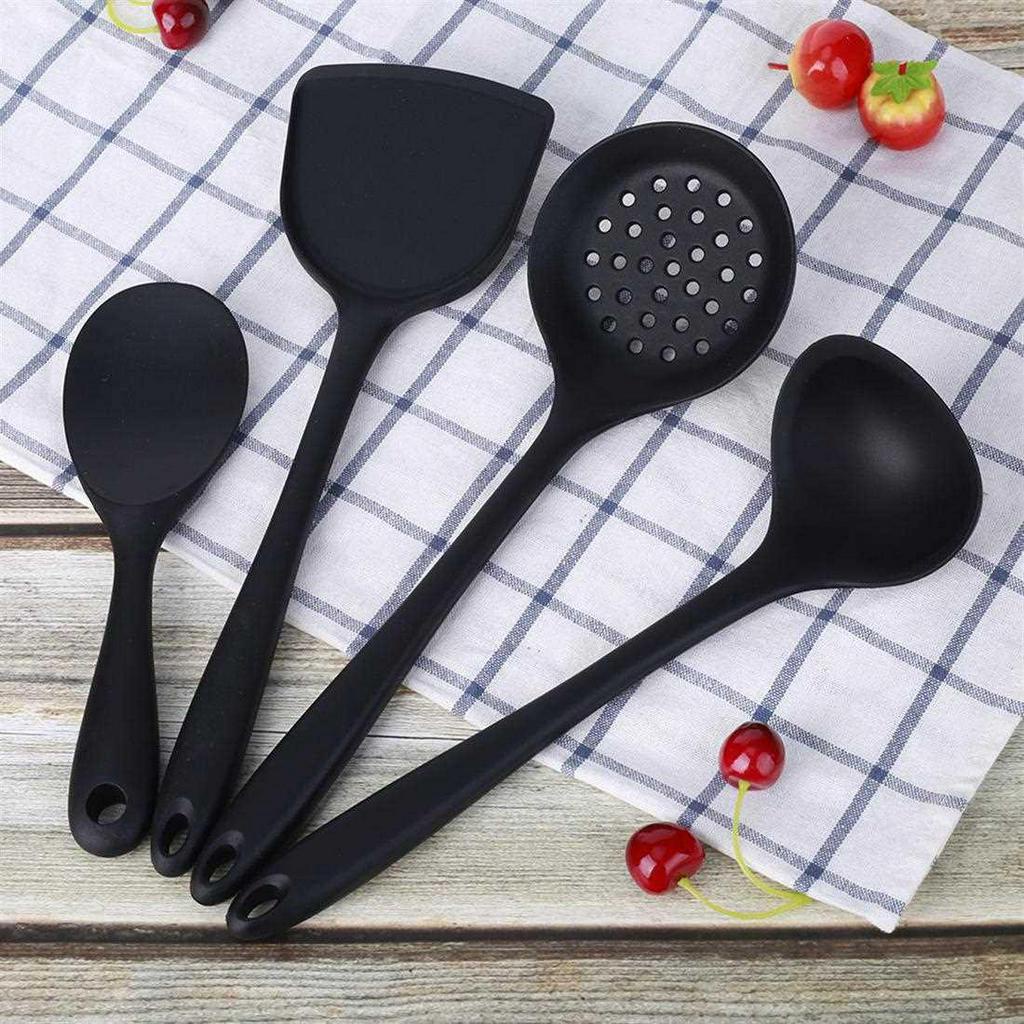 Environment-friendly silica gel kitchen set (4 pieces) (Black) | Shopee ...