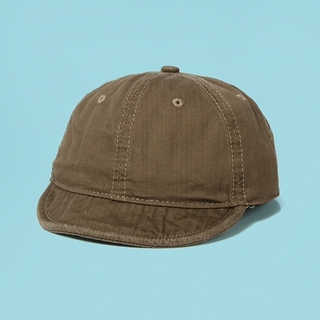 Cap with hot sale short peak