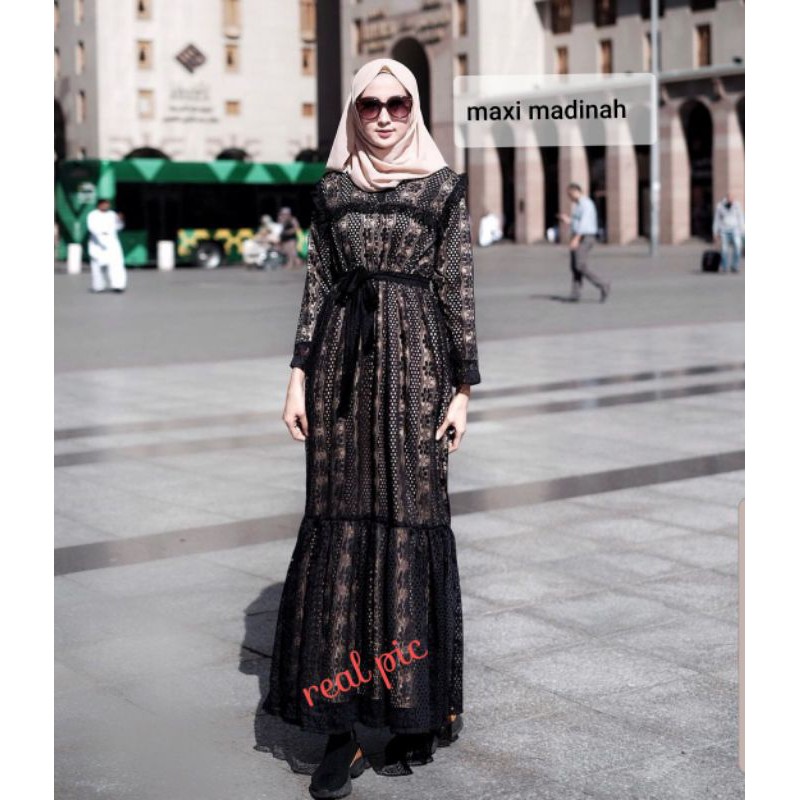 Arabian Brocade Robe full Medina Beautiful Elegant muslim Women For Eid ...