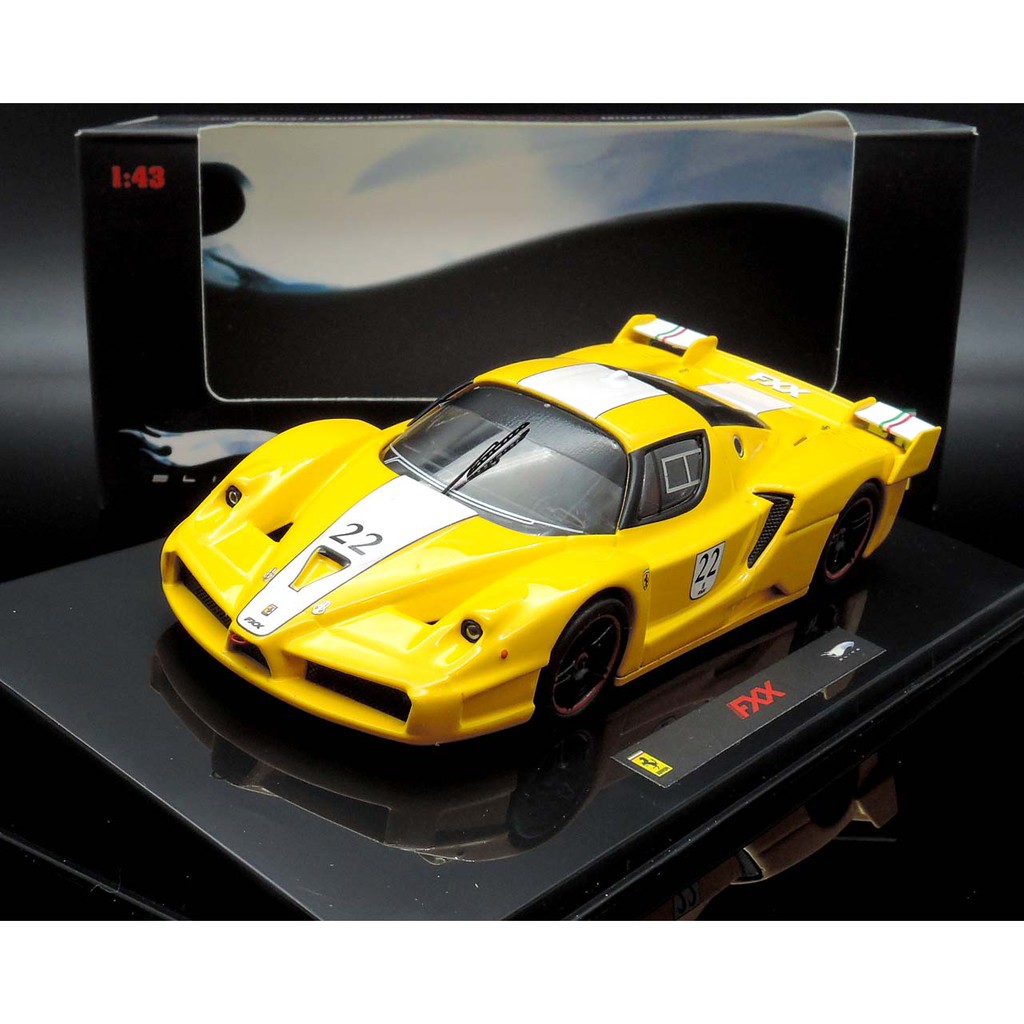 1/43 Hot Wheels Ferrari GTO élite noire modèle P9930