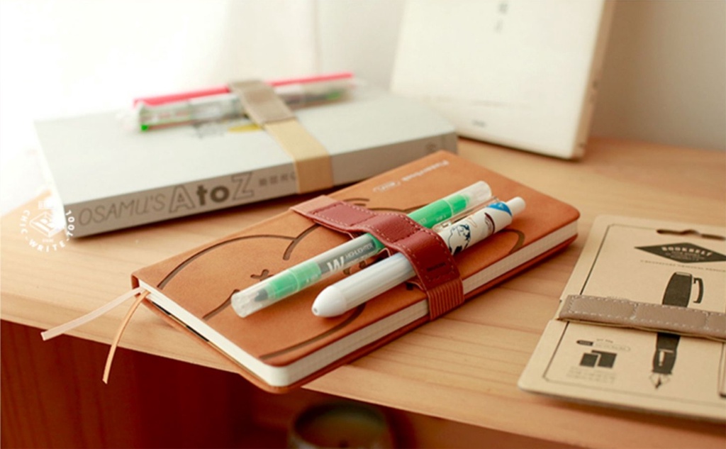 BZS Classic PU Leather Book Belt Pen Holder Adjustable Strap Pen