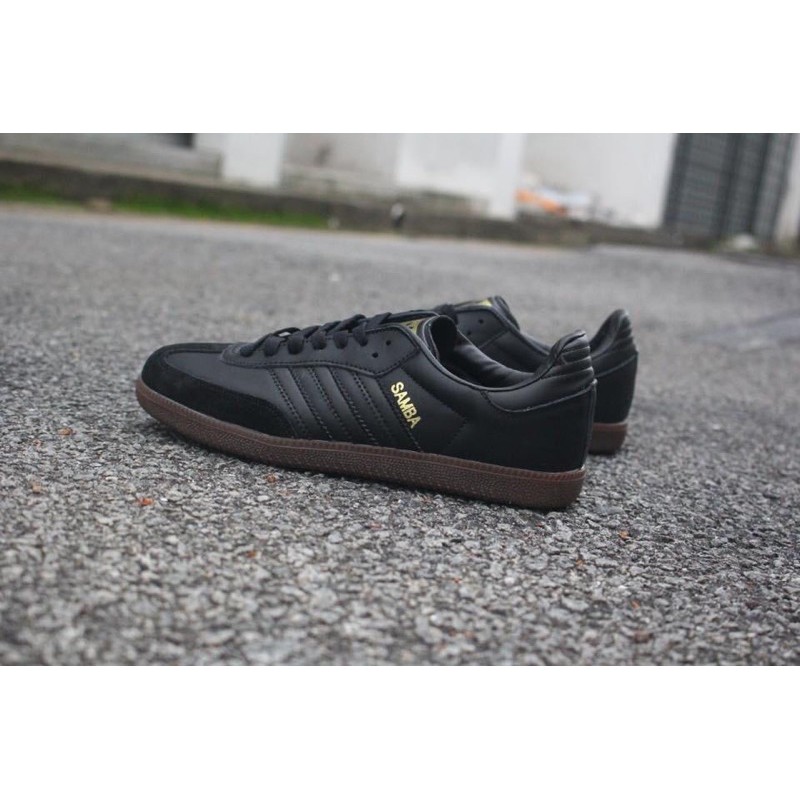 Adidas samba best sale all black leather