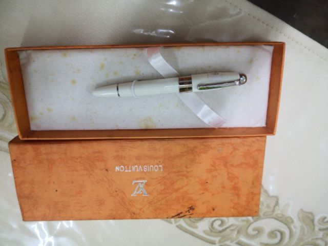 stock clearance] Metal Pen louis vuitton LV